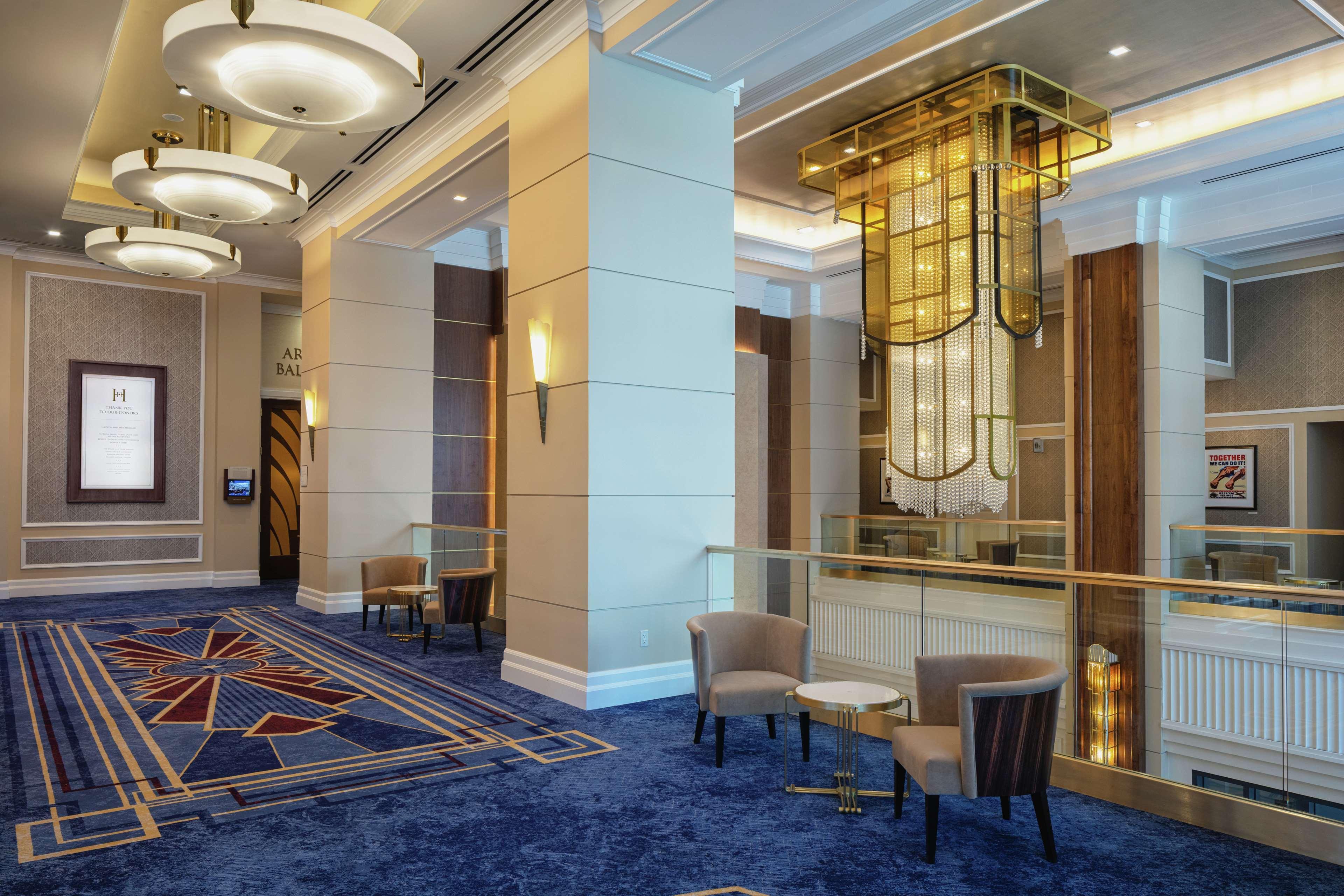 The Higgins Hotel New Orleans, Curio Collection By Hilton Exterior foto